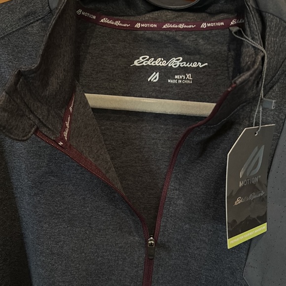 Eddie Bauer NWT Quarter Zip Mock Neck Pullover Size X-Large in Gray - Picture 3 of 9